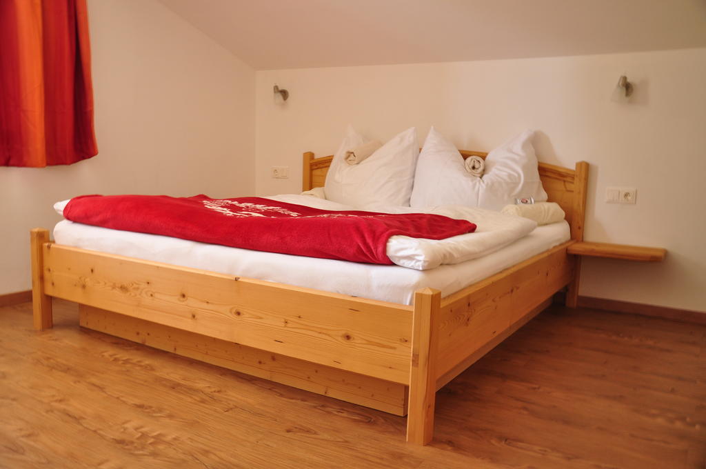 Haus Hoellwart Sankt Johann im Pongau Chambre photo